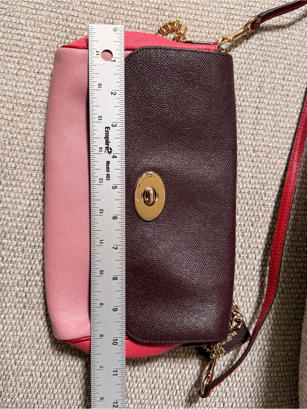 Colorblock - Picture 11 of 13